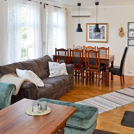 Three-bedroom Holiday In Hundested 2 *