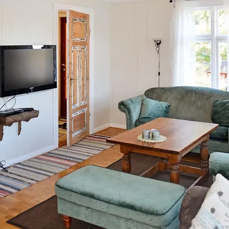 Tatil Evi Three-bedroom Holiday In Hundested 2 Laupstad